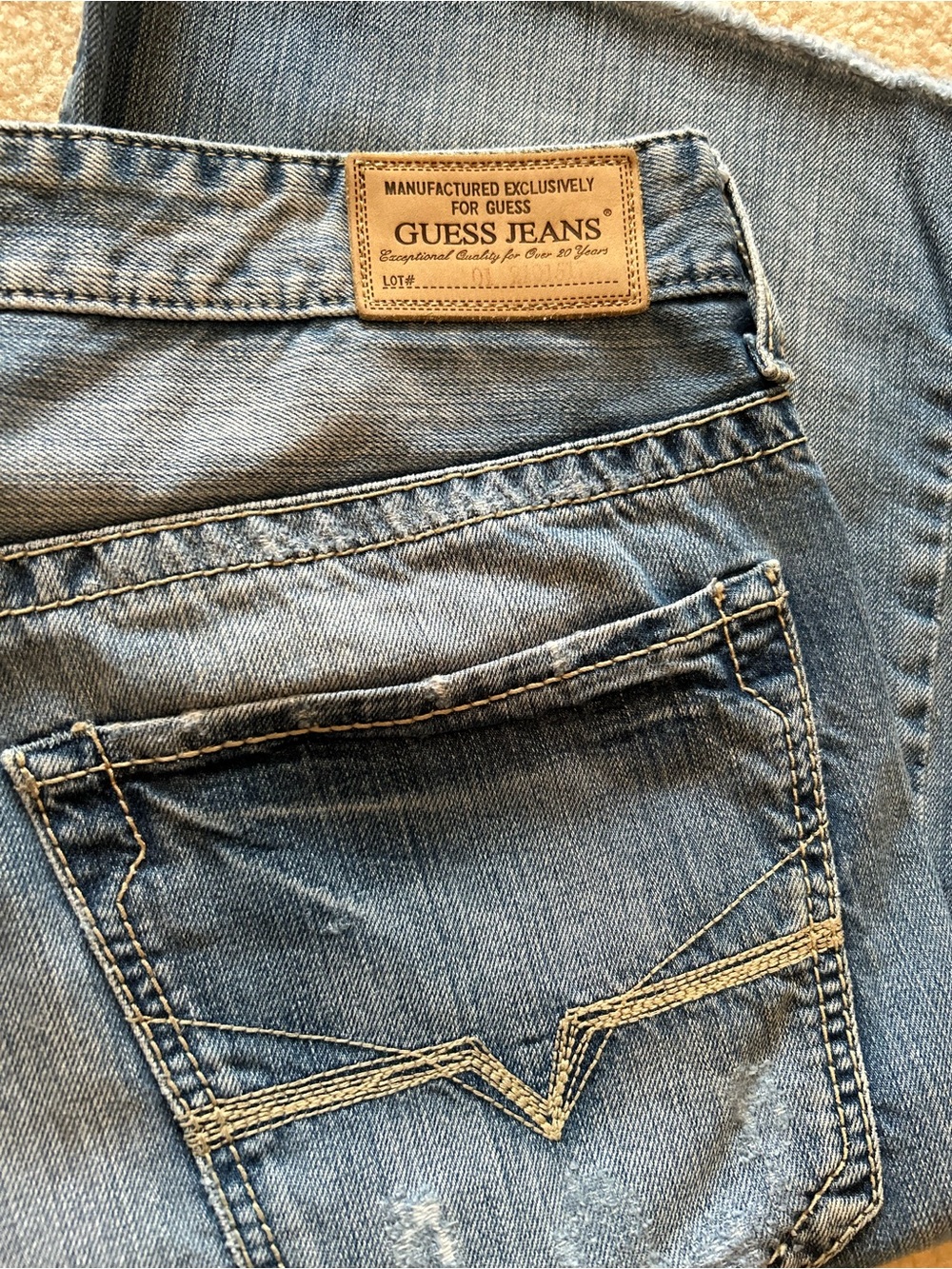 Vintage Y2K Men’s Guess Denim Shorts With Raw Hem Sz 36 EUC